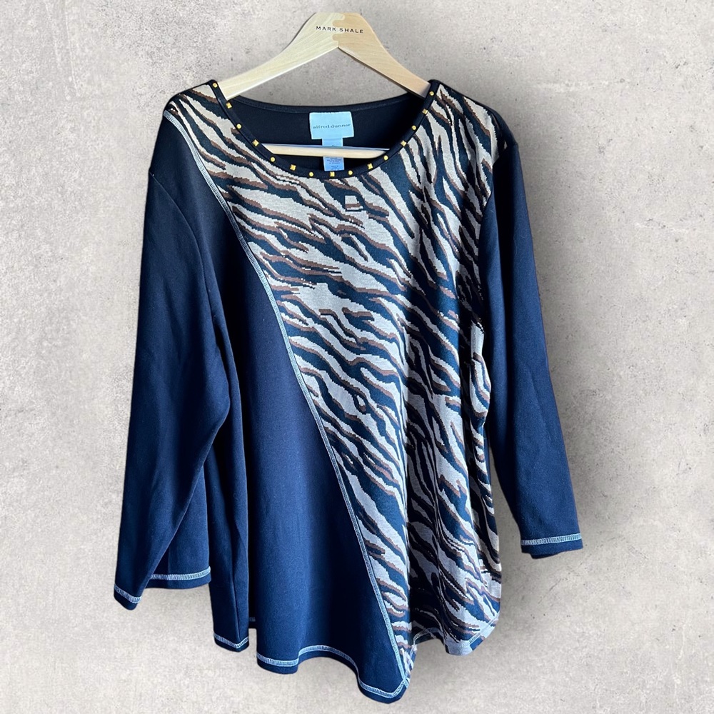 Alfred Dunner Black and Leopard Top